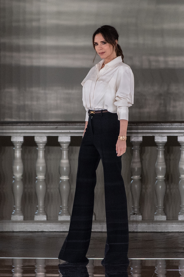 Первый ряд: Новая коллекция Виктории Бекхэм осень-зима 2020/21