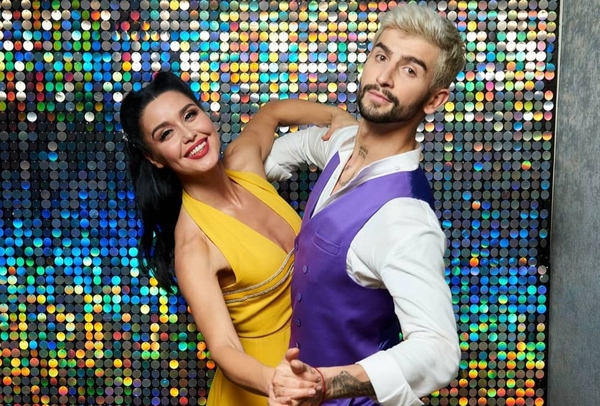 Звезда "Танцев со звездами 2019" показала редкое фото с мамой