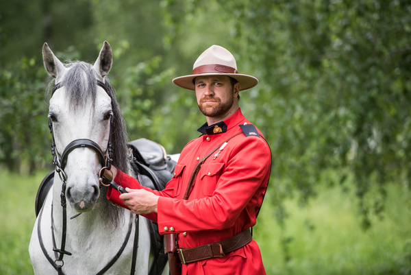 Прямиком из Канады - как выглядит новый шериф Украины?
