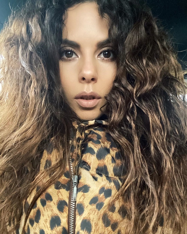 Недотрога: Каменских показала, какие танцы исполняет дома