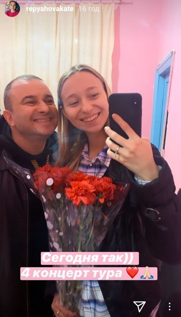 Полуголый Виктор Павлик раскрыл подробности личной жизни с молодой невестой