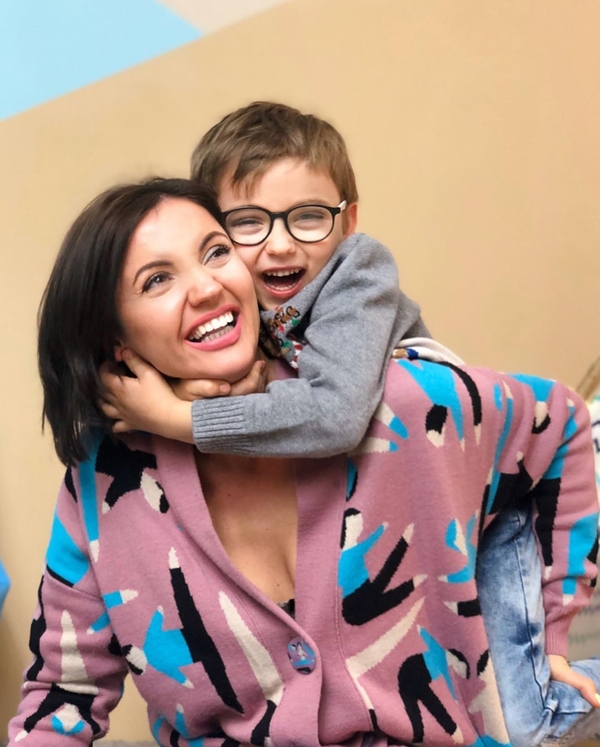 Оля Цибульская поделилась милыми фото с подросшим сыном Нестором