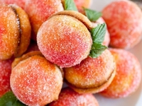 Родом из детства: рецепт пирожных “Персики”