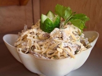 Блинный салат на 8 Марта: необыкновенная закуска