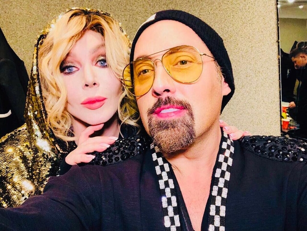 Олег Винник, Дзидзьо и MONATIK рассказали о подарках на 8 марта