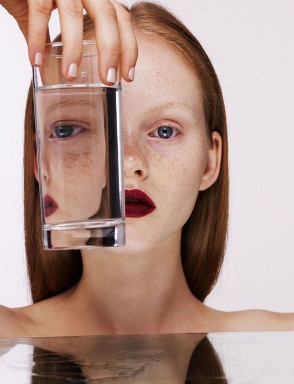 Диетолог объяснила, почему важно пить воду