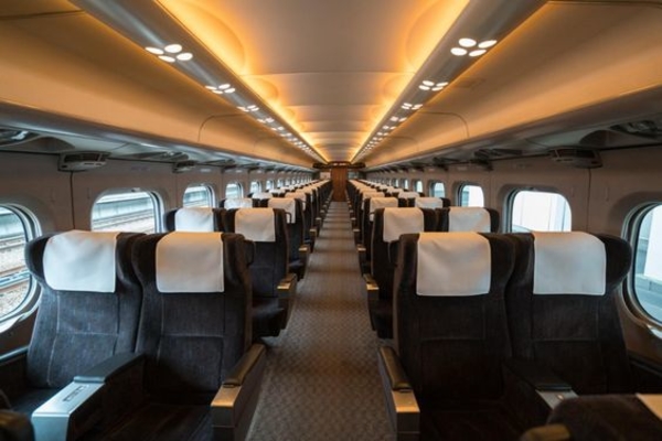 Маевка за границей: Сколько стоят автобусные и авиа туры в Европу на майские 2020