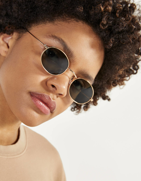 Модная защита: Выбираем крутые очки на весну 2020