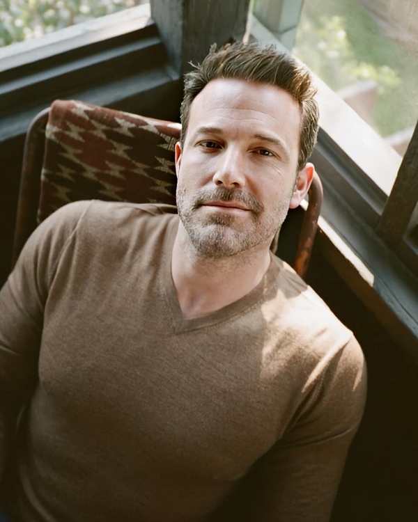 Новая пара: Бена Аффлека застали на пляже с "девушкой Бонда"