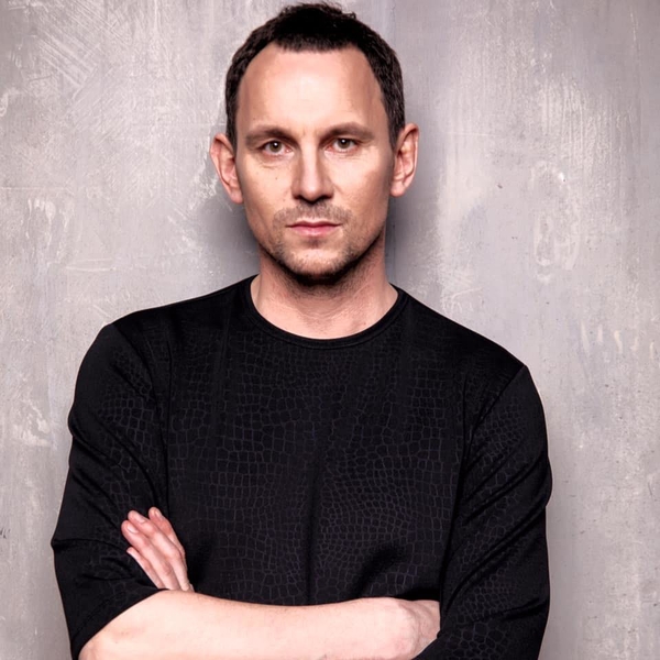 Кашель и температура: Солиста "Друга ріка" госпитализировали после поездки в Италию