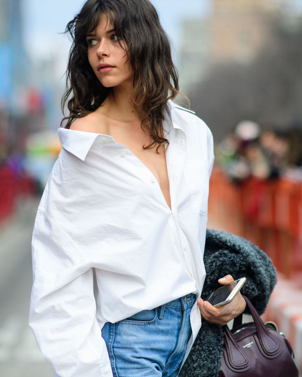 Белый флаг: Самая универсальная вещь весны 2020 - лаконичная рубашка