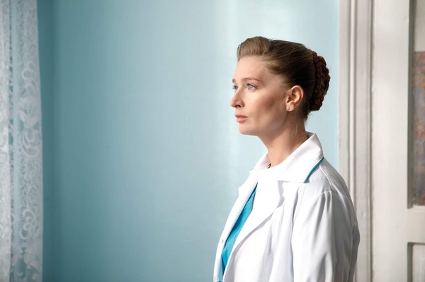 Акушерка: Звезда "Крепостной" рассказала о новом драматичном сериале