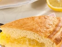 Десерт дня: лимонный пирог на кефире