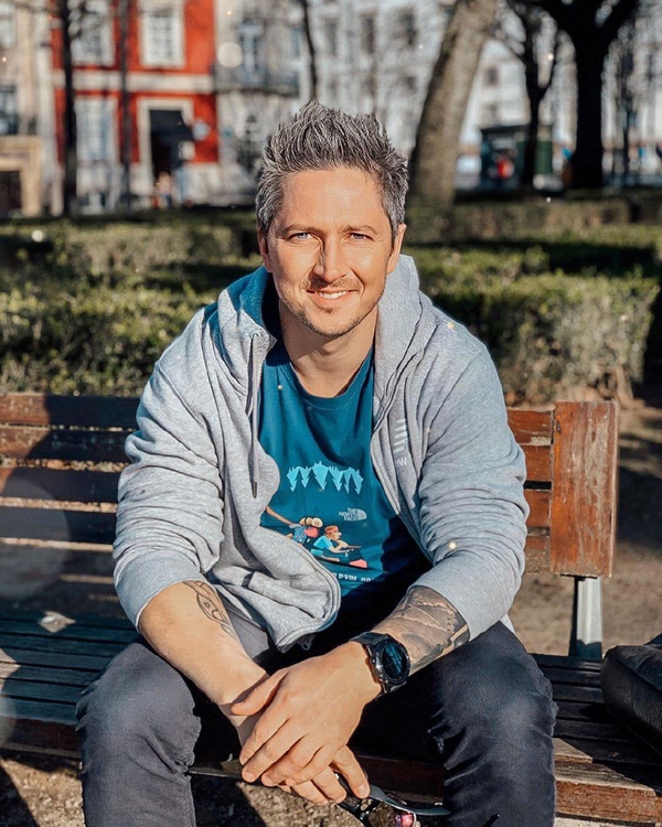 #НаСпортіВдома: Александр Педан призвал украинцев заниматься спортом, сидя на карантине