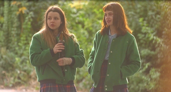 Від пацанки до панянки: зачем участницам подбрасывают алкоголь на проекте