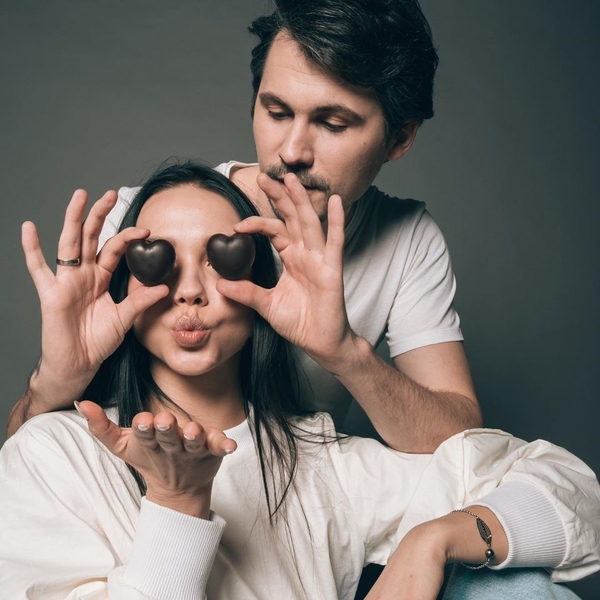 Тренировка с туалетной бумагой: Женя Кот с женой развеселили Сеть