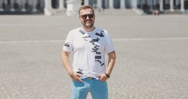 "Семья в сборе": Александр Пономарев запостил фото с сыном и дочерью