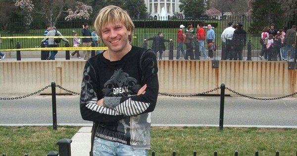 Звезда 90-х Лери Винн заявил, что Винник скопировал его образ