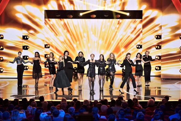 Песня от "Женского Квартала" про коронавирус подорвала интернет