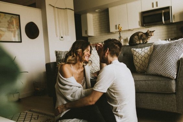 6 ситуаций, когда можно соврать партнеру