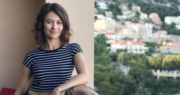 "Не могу сделать повторный тест": Ольга Куриленко ответила на вопросы фанов о COVID-19