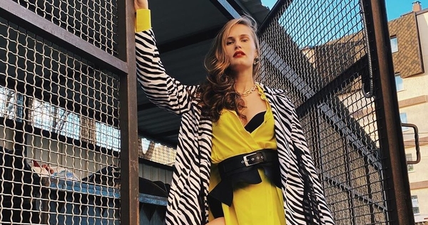 "Ну куда же еще накраситься?": Алла Костромичева развеселила новым видео