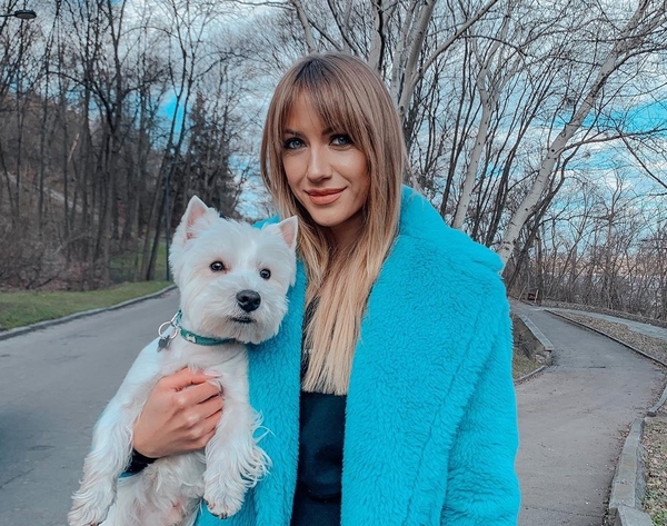 "Ест и не толстеет": Никитюк показала идеальные формы в карантин