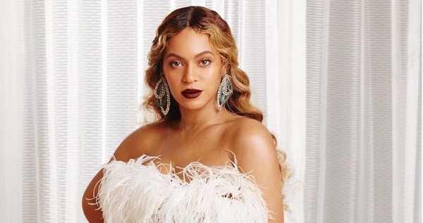 Мама Бейонсе трогательно поздравила дочь с годовщиной свадьбы: фото