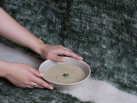 Блюдо за 20 минут: рецепт грибного супа-пюре от "топ-модели по-украински"