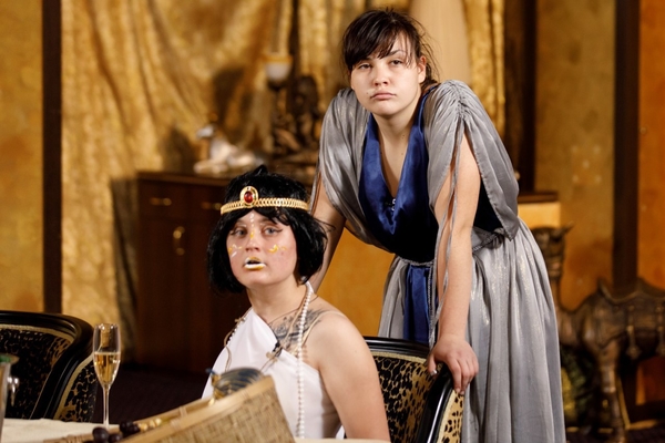 Участницы "Від пацанки до панянки" стали Клеопатрами - фото