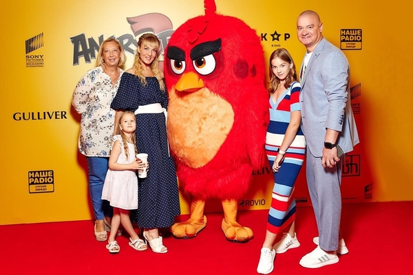 Именинник Евгений Кошевой и его неожиданные признания о "первых" и "последних" разах