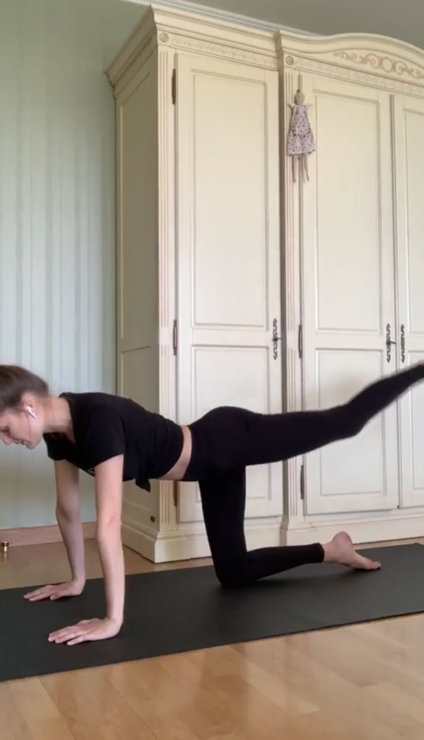 Тренировка на каждый день: комплекс упражнений от Аллы Костромичевой