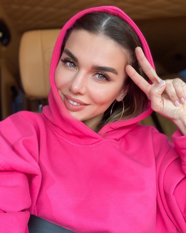 "Красавчик": Седокова показала фото 3-летнего сына Гектора