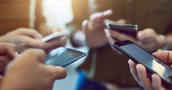 "Дій вдома": Минцифра будет следить за выполнением условий самоизоляции через приложение