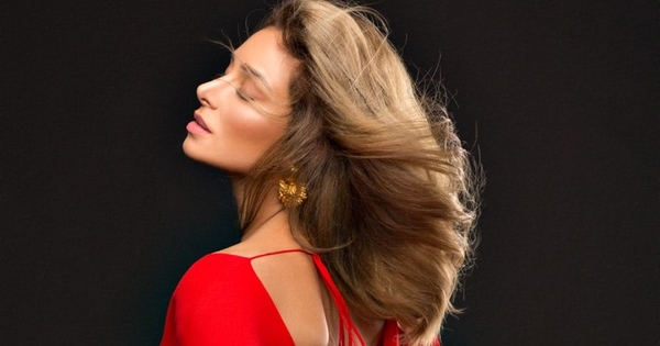 Злата Огневич выпустила балладу на стихи Андрея Хлывнюка