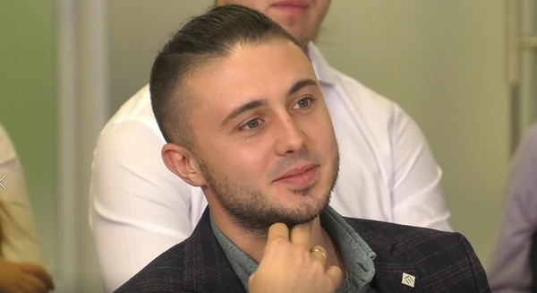 Участницы "Від пацанки до панянки" приставали к Тарасу Тополе