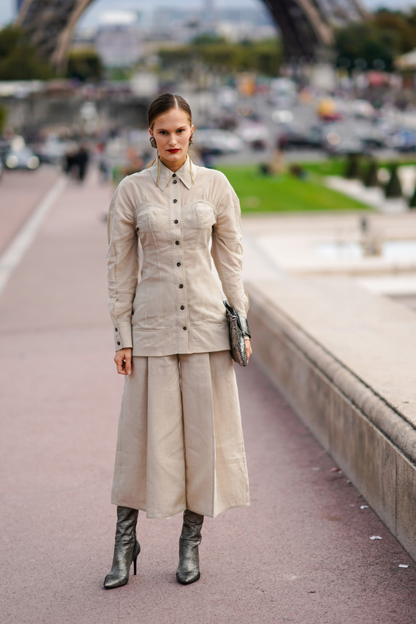 Руки в брюки: ТОП-5 модных штанов на весну-лето 2020