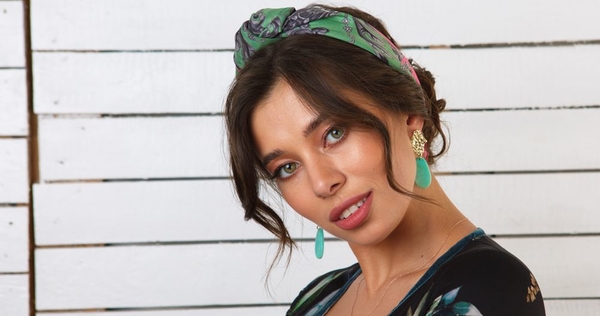 "Она была старше на 12 лет": Участница "Холостяка-10" Аня рассказала об отношениях с девушкой