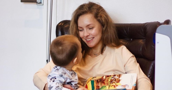 Мимимишность зашкаливает: Алена Шоптенко станцевала вальс с годовалым сыном