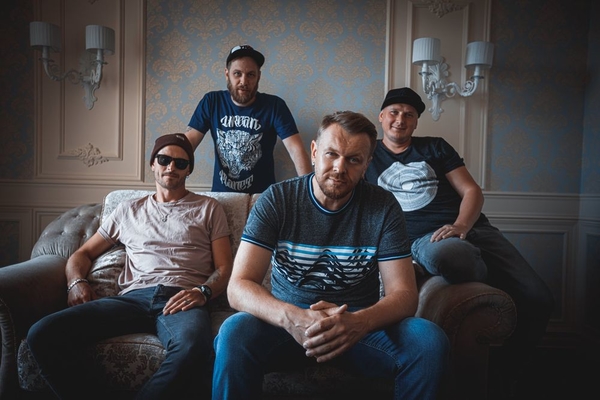 Группа "Тартак" отыграла онлайн-концерт с новым вокалистом