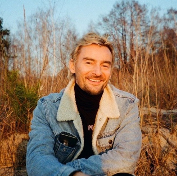 Что почитать на карантине: Бадоев проведет онлайн-презентацию книги о себе