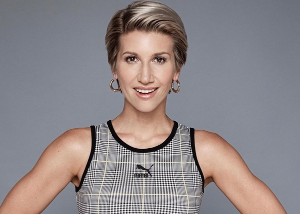 "Огородница, сериальщица и веселушка”: Луценко поразила образами в карантин