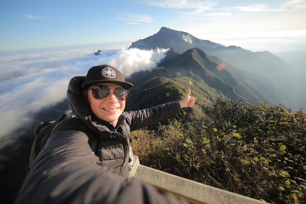 Дмитрий Комаров отправился на поиски Нового Будды, который должен спасти весь мир