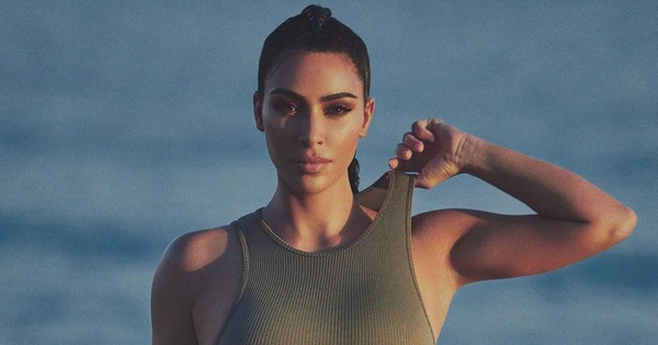 Ким Кардашьян показала фигуру до карантина