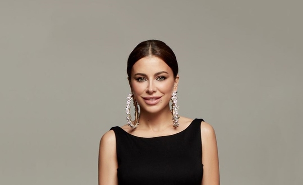 Кудрявая красотка: Лорак показала фото 25-летней давности