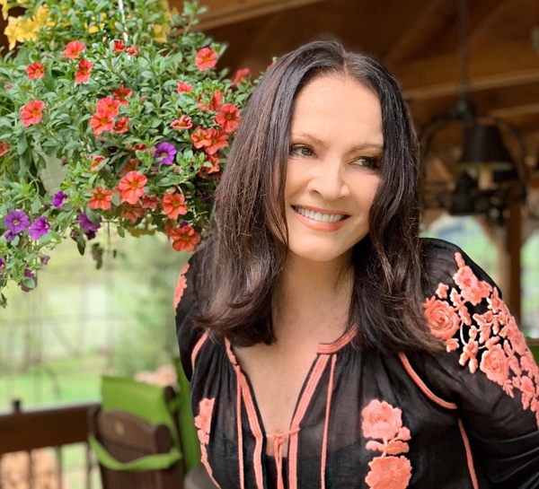 Куда пропала Ротару?: Сын артистки прояснил ситуацию