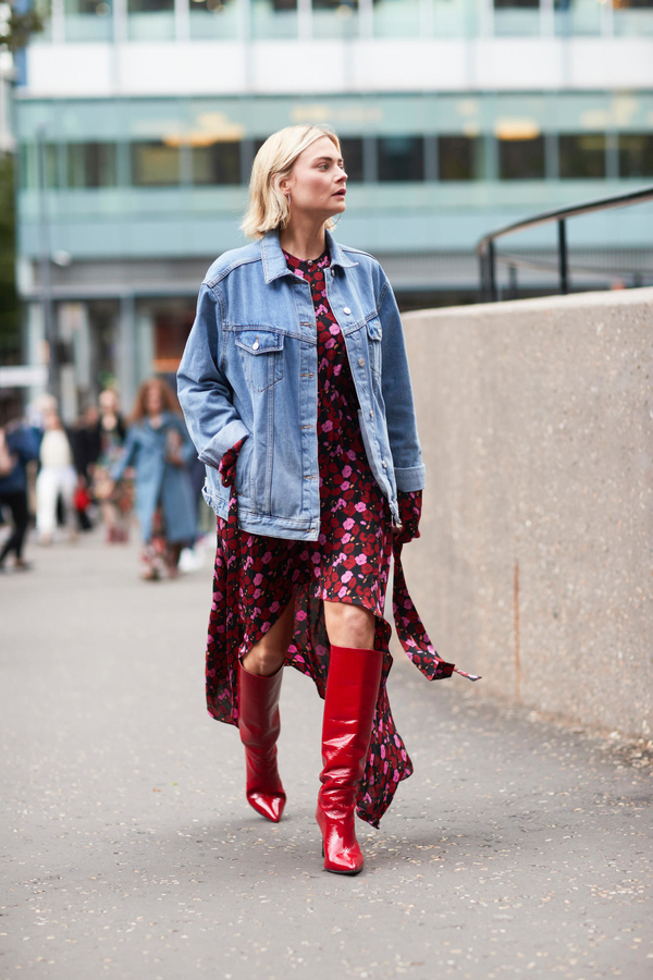 Рабочий строй: ТОП-10 стильных способов носить джинсовку летом 2020