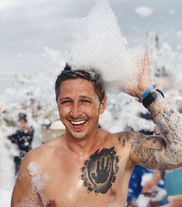 Александр Педан набил рисунок своей дочери на теле