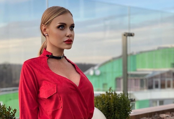 Слава Каминская показала фото из родильного дома