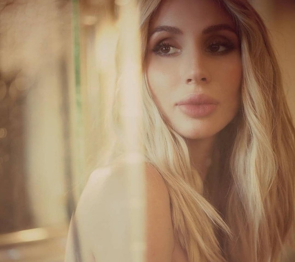 "Теперь в TikTok": Лобода в белье эротично станцевала на камеру